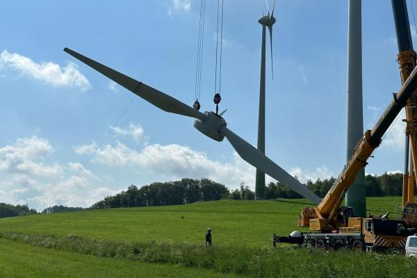 Marketing, Dismantling, and Transport of an Enercon E40